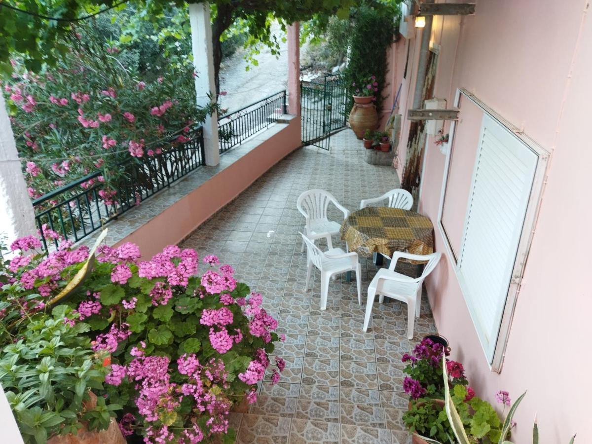 Garden Of Olive Trees Villa Asfendiles Екстериор снимка